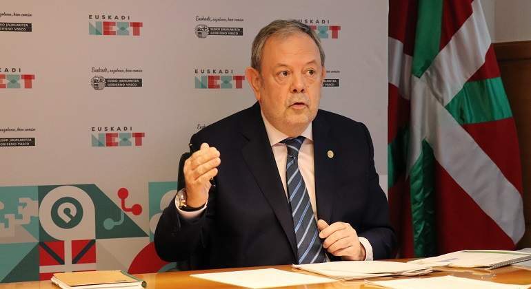 azpiazu-forum-17-marzo-770x420.jpg