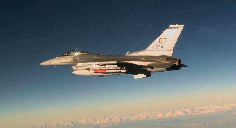 Caza-B61-12-EEUU.jpg