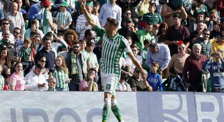 joaquin-betis-celebra-efe.jpg