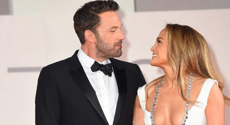 jlo-ben.jpg