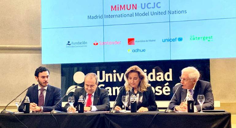 MiMUN-2-defini.jpg
