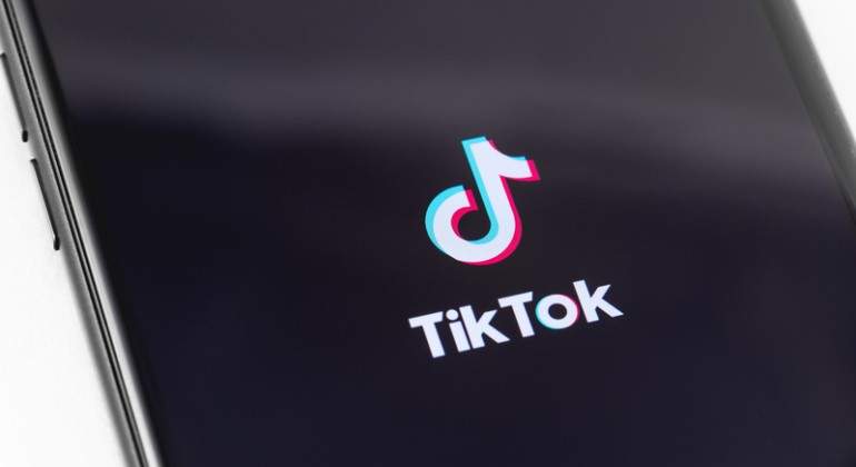 tiktok-movil.jpg