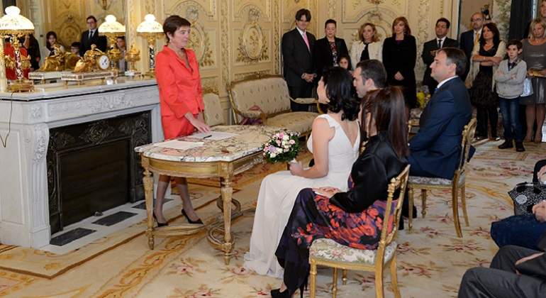 770-x-420-Boda-celebrada-en-una-notaria-EE.jpg