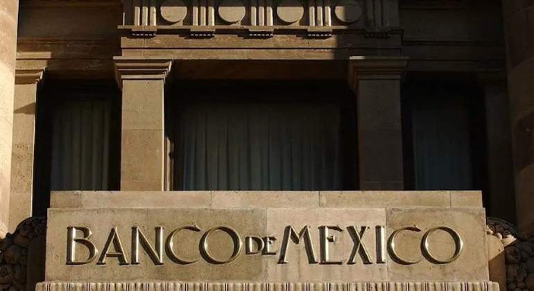 banco-de-mexico-entrada.jpg