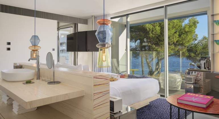 hotel-w-ibiza-1.jpg