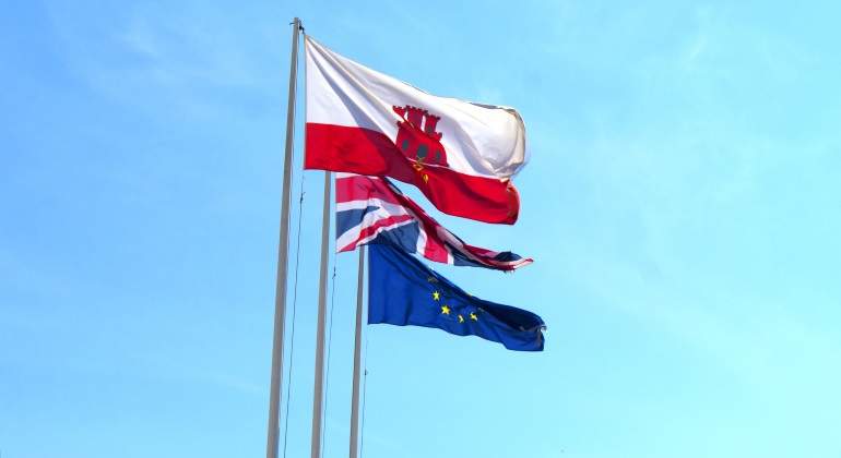 bandera-reino-unido-espana-gibraltar-dreamstime.jpg