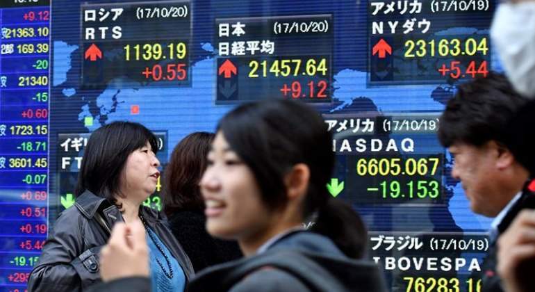 nikkei-japonesas-efe.jpg