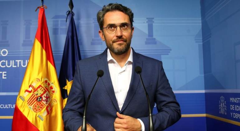 maxim-huerta-dimision-efe.jpg