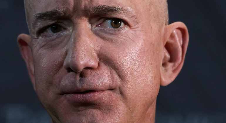 jeff-bezos-amazon-preocupado-de-cerca-getty-770x420.jpg