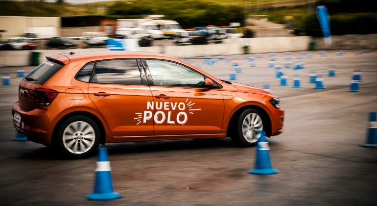 EuropaPress-1638065-curso-conduccion-volkswagen.jpg