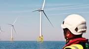 Iberdrola borra la mitad de la caída del decretazo y Endesa casi un tercio