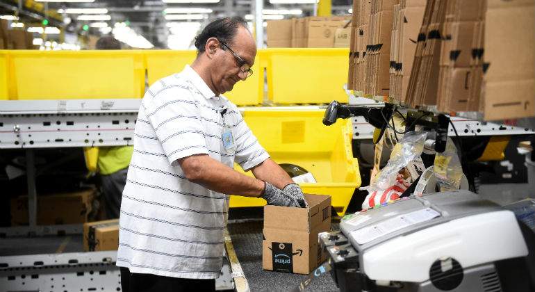 amazon-trabajador.jpg