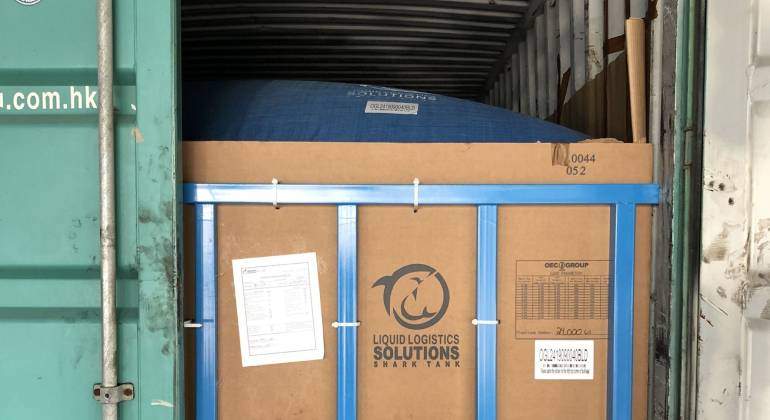 caja-vino-petroleo-refinos.jpg