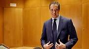 La juez del caso Erial deja en libertad a Zaplana al disminuir el riesgo de fuga, pero no por sus problemas de salud