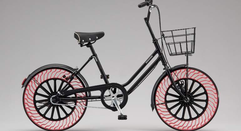 Bridgestone-rueda-sin-aire.jpg
