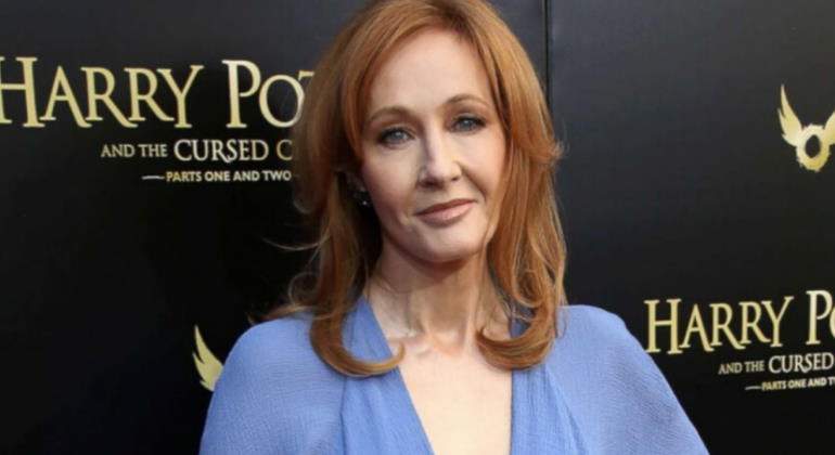 jk-rowling-coronavirus770.jpg
