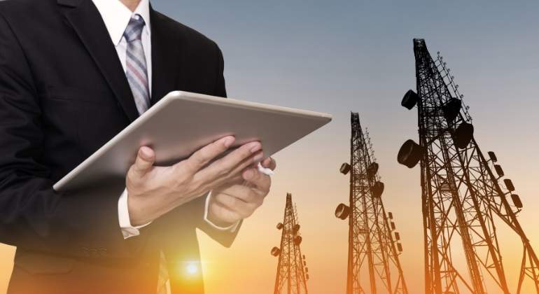 tablet-comunicaciones-dreamstime.jpg