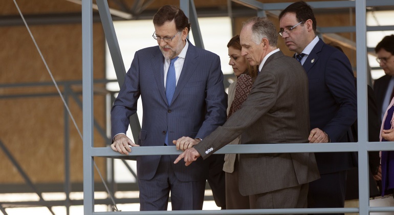 rajoy-andamio-efe.jpg