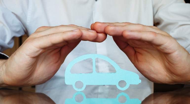 seguro-coche-dreamstime-03.jpg
