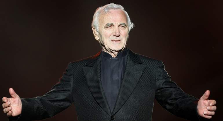 Charles-Aznavour-Cantante-Frances-Fallece-94-Anos-Reuters-770.jpg