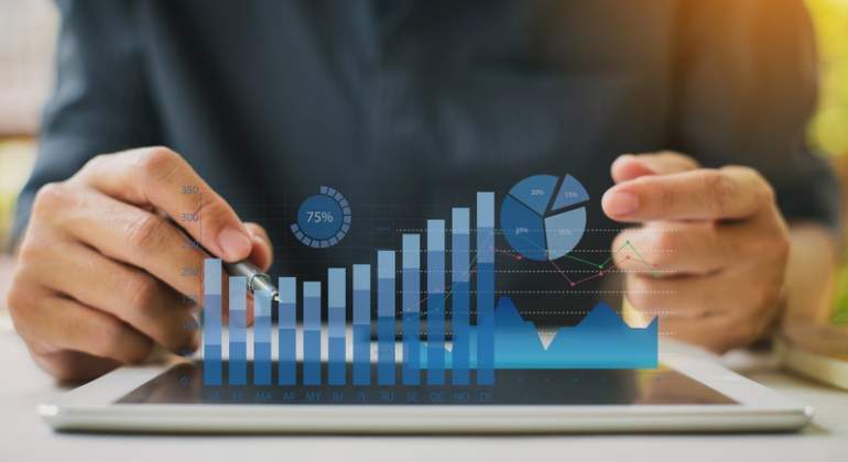 inversor-grafico-empresario-resultados-balance-informe-dreamstime.jpg