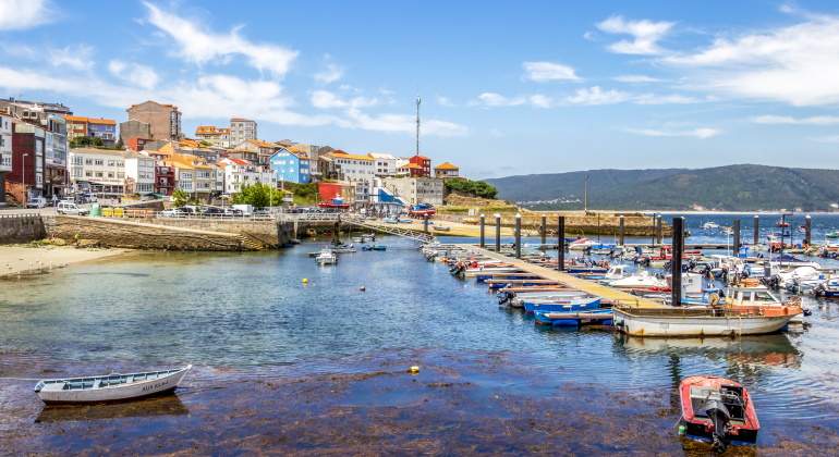 puerto-finesterre-galicia-dreamstime.jpg