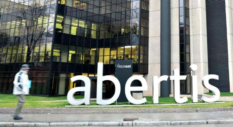 abertis-hombre-calle-770.jpg
