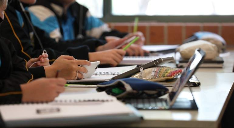 ESTUDIANTES-USC.jpg