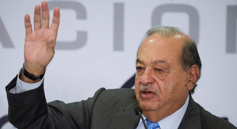 slim-carlos-mano-alzada-reuters.jpg