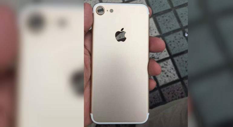leak-iphone-7-trasera.jpg