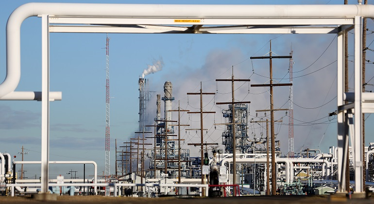 suncor-refineria-canada-reuters-770x420.png