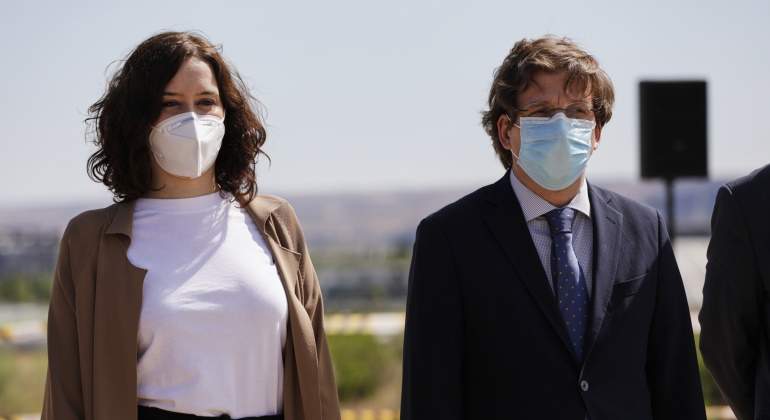 ayuso-almeida-mascarillas-ep.jpg