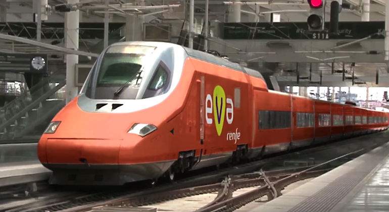 eva-tren.jpg