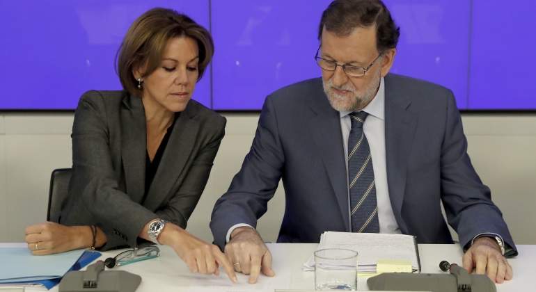 cospedal-rajoy-papeles.jpg