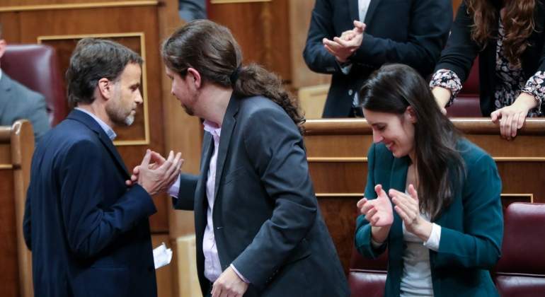 asens-saluda-iglesias-congreso-ep.jpg