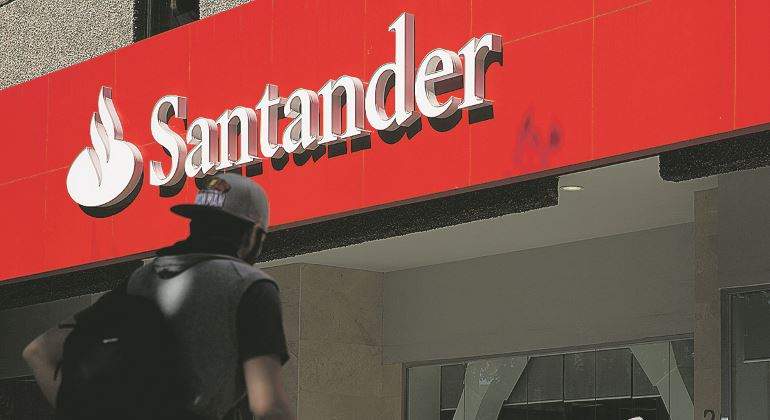 santander-sucursal-mexico-770-bloomberg.jpg