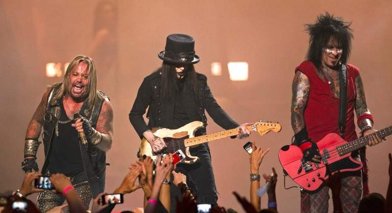 Motley-Crue-770-reuters.jpg