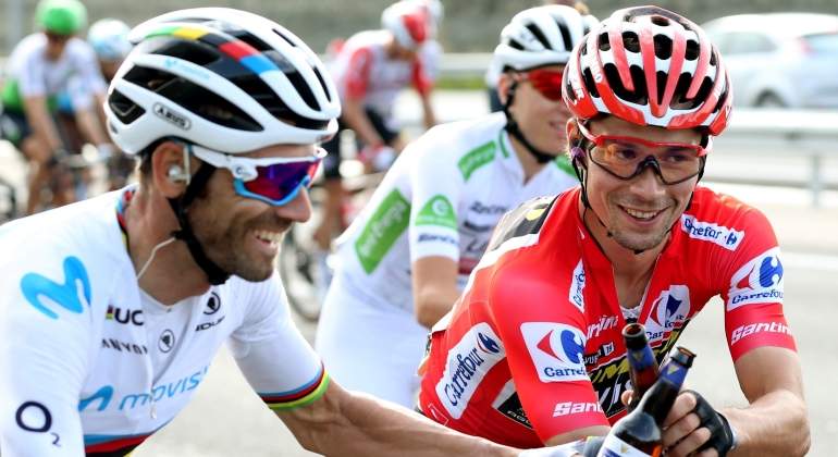 roglic-valverde-vuelta-efe.jpg