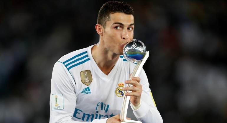 cristiano-trofeo-mundial-2017-reuters.jpg