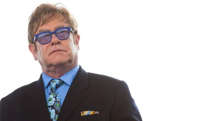 elton-john-jet-770.jpg