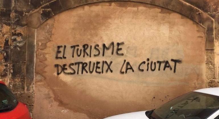 pintadas-turismo-mallorca-asociaciónvecinosdelaseu.jpg