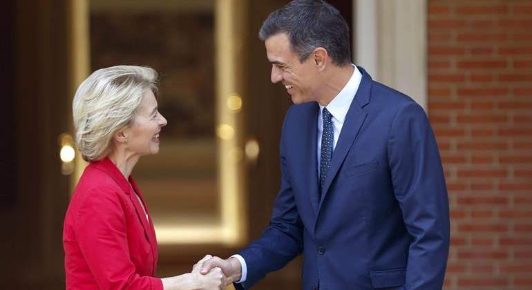 sanchez-von-der-leyen-31jul19-efe.jpg