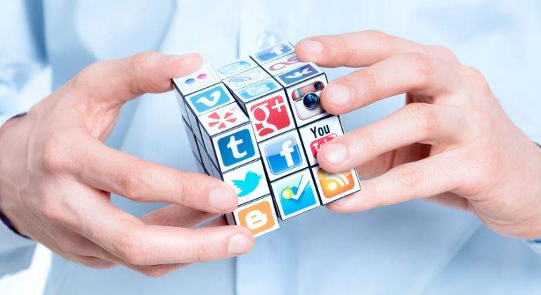 redes-sociales-cubo-770.jpg