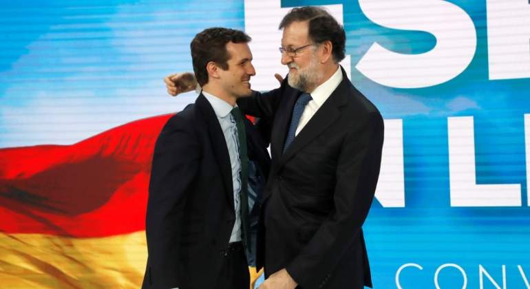 rajoy-casado-convencion-pp-enero19-efe.jpg