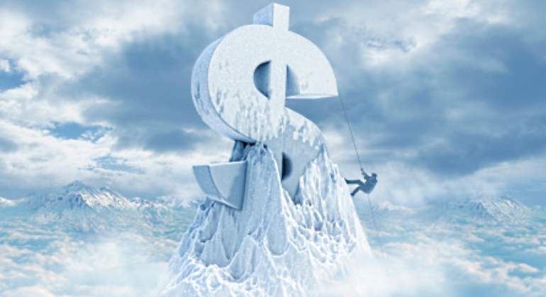 dolar-hielo-cima.jpg