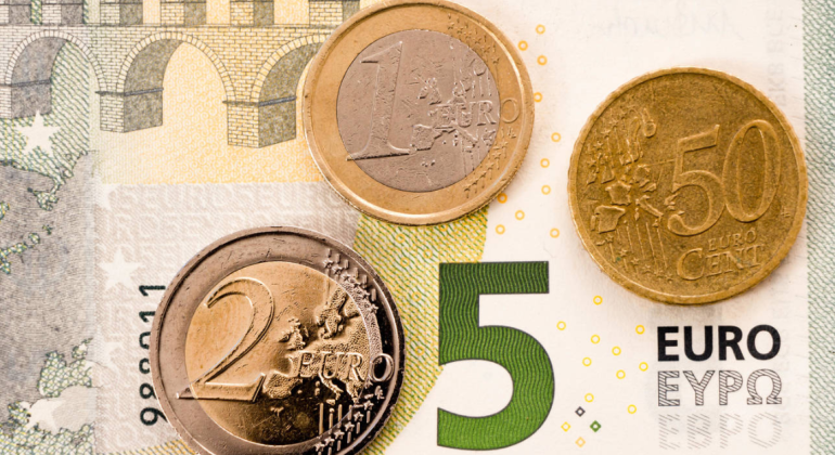 euro-ingreso-minimo.png