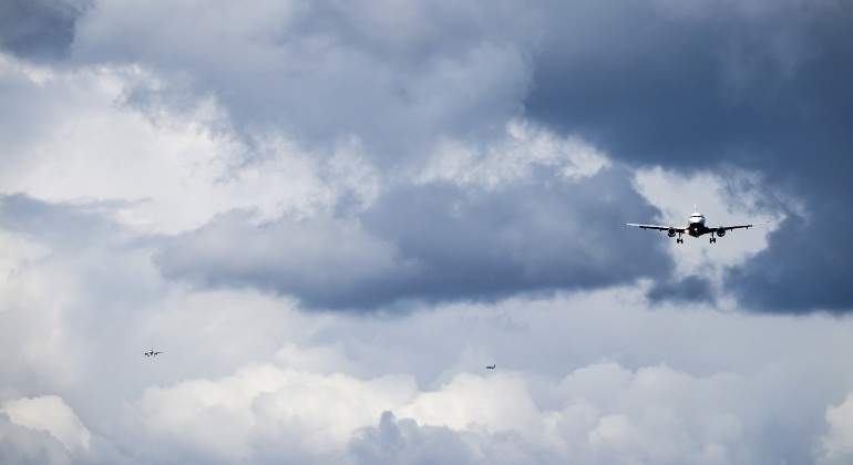 aviones-estudiantes.jpg
