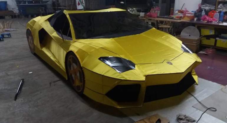 lamborghini-papel.jpg