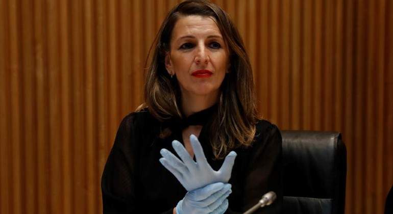 diaz-yolanda-guantes-efe.jpg