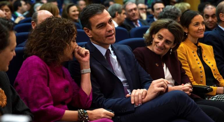 sanchez-ministras.jpg